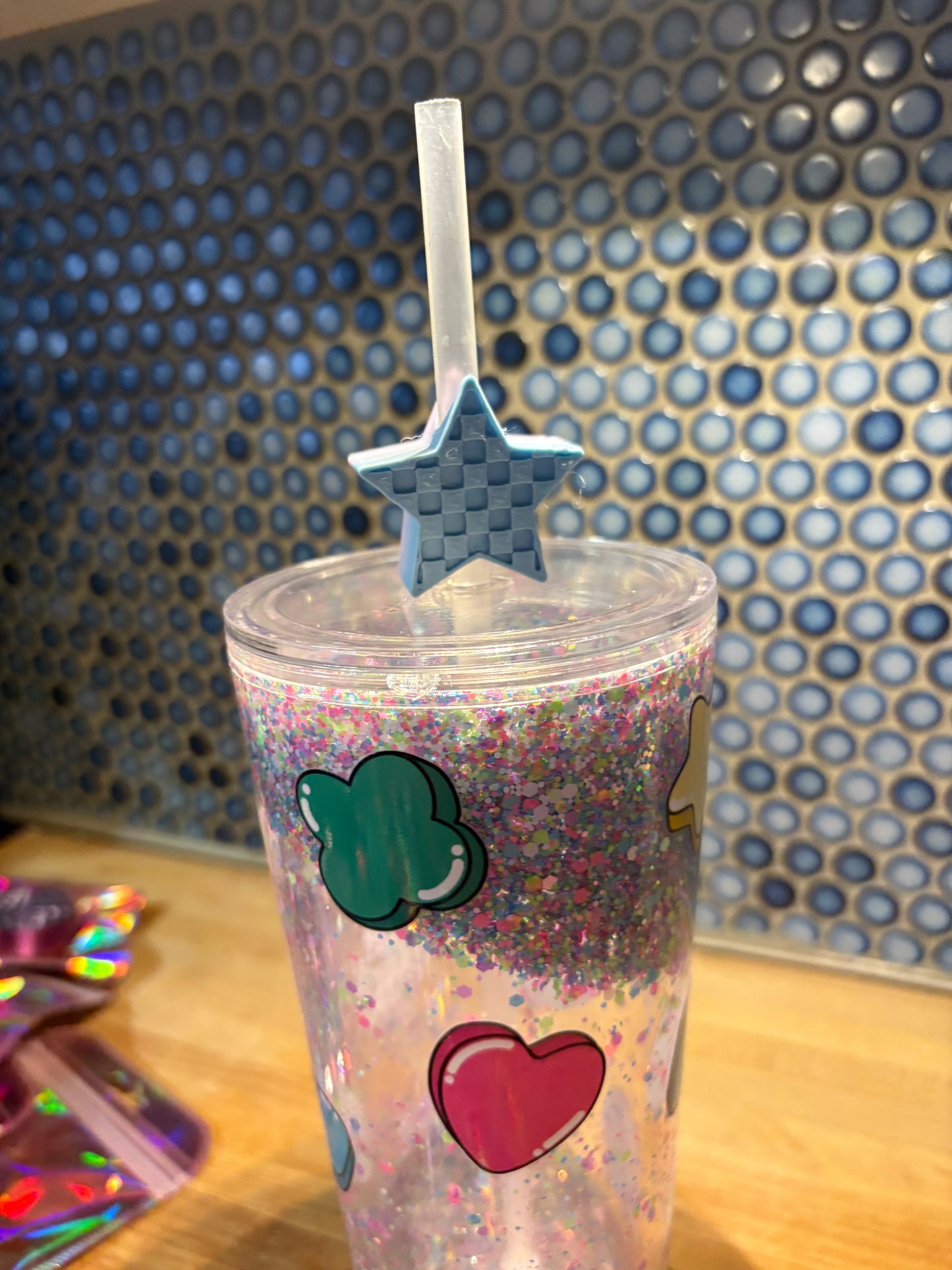 Straw topper checkered star